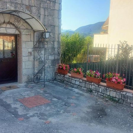 Bed and Breakfast Casale di Pesche Esterno foto